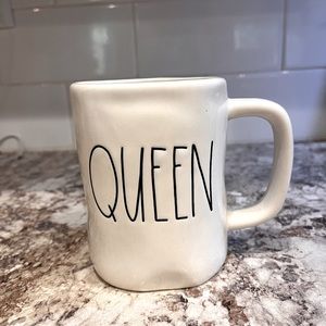 Rae Dunn Queen Mug